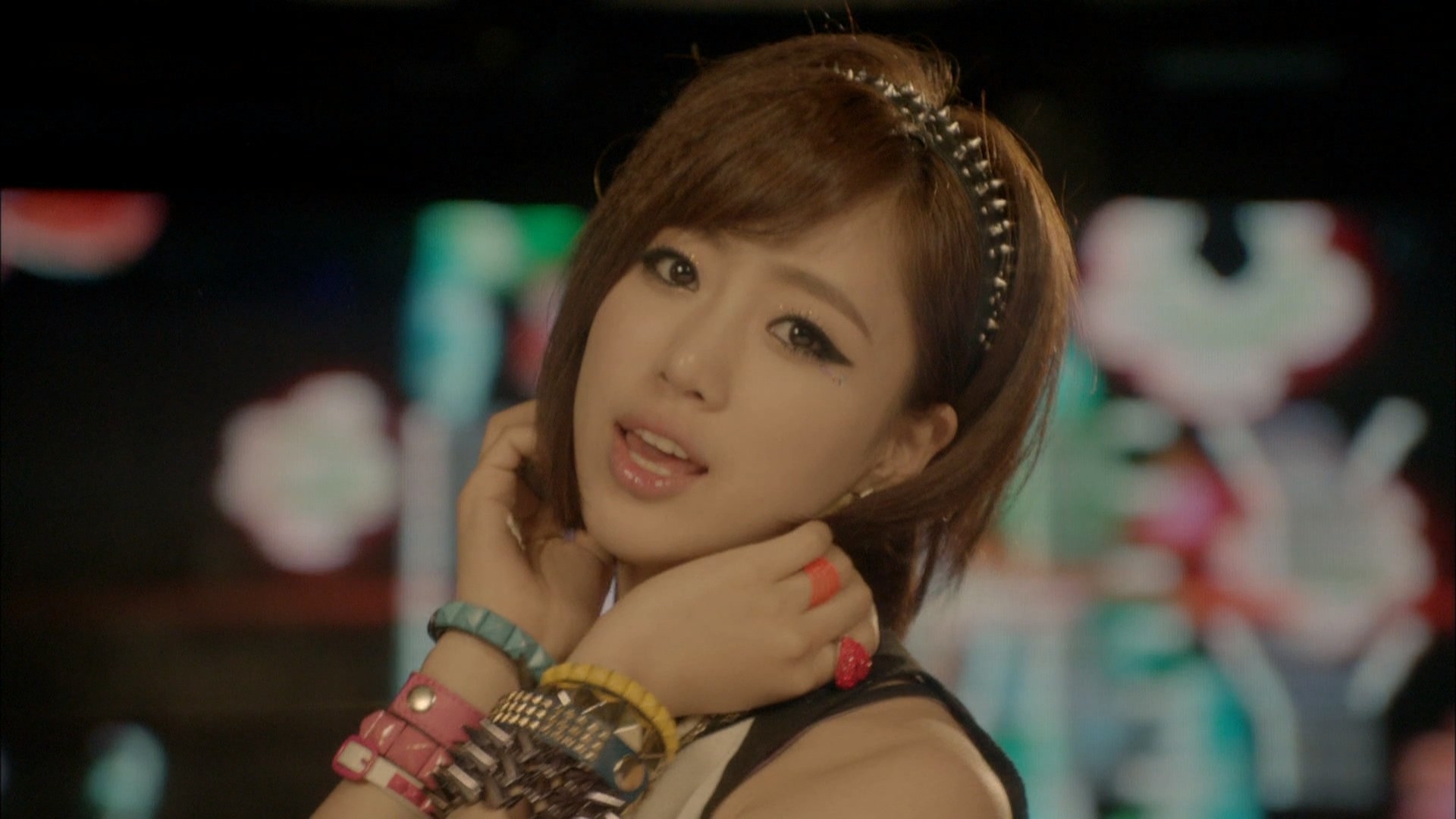 韩国歌手《T-ara 演唱会+专辑》共四部合集 蓝光原盘+ REMUX【262.5G】