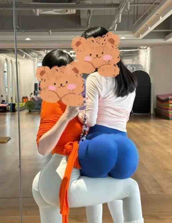 大宝~黄金比例打造蜂腰翘臀45°【931MB/MP4】
